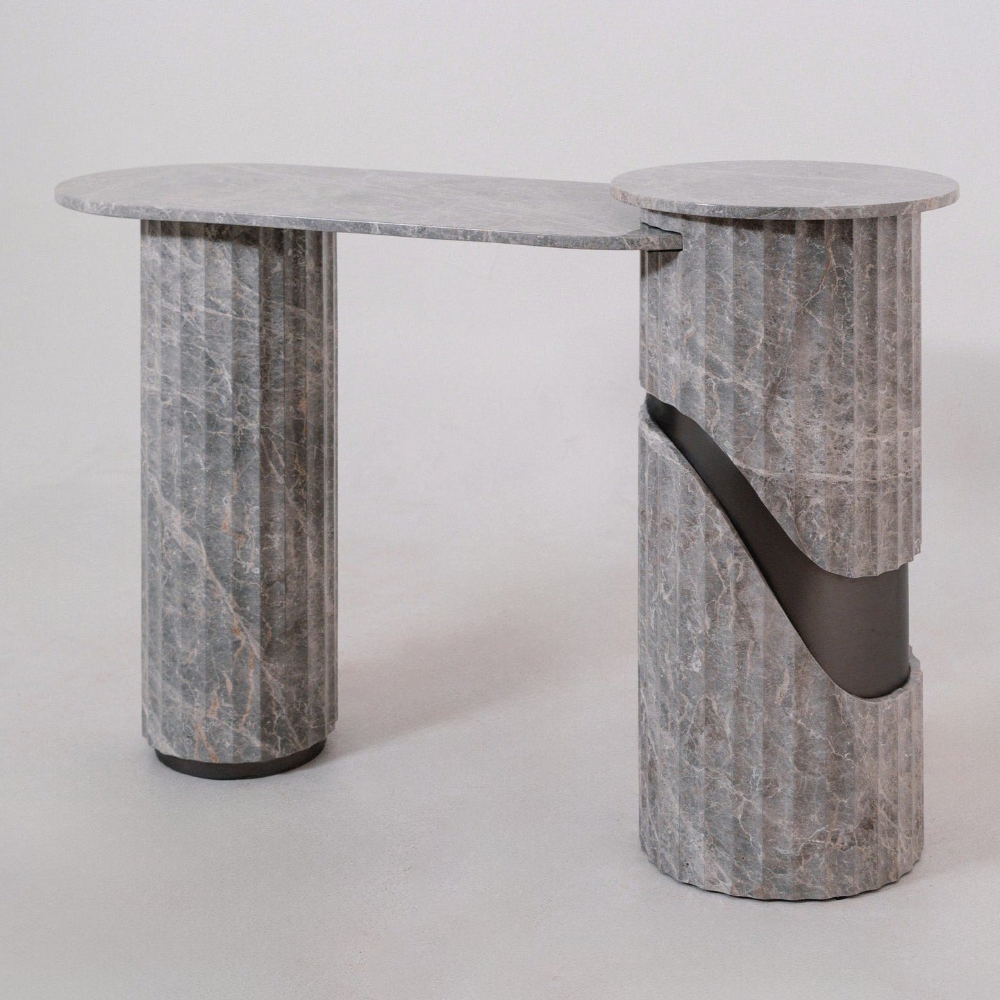 Eterra - Alto Console Table