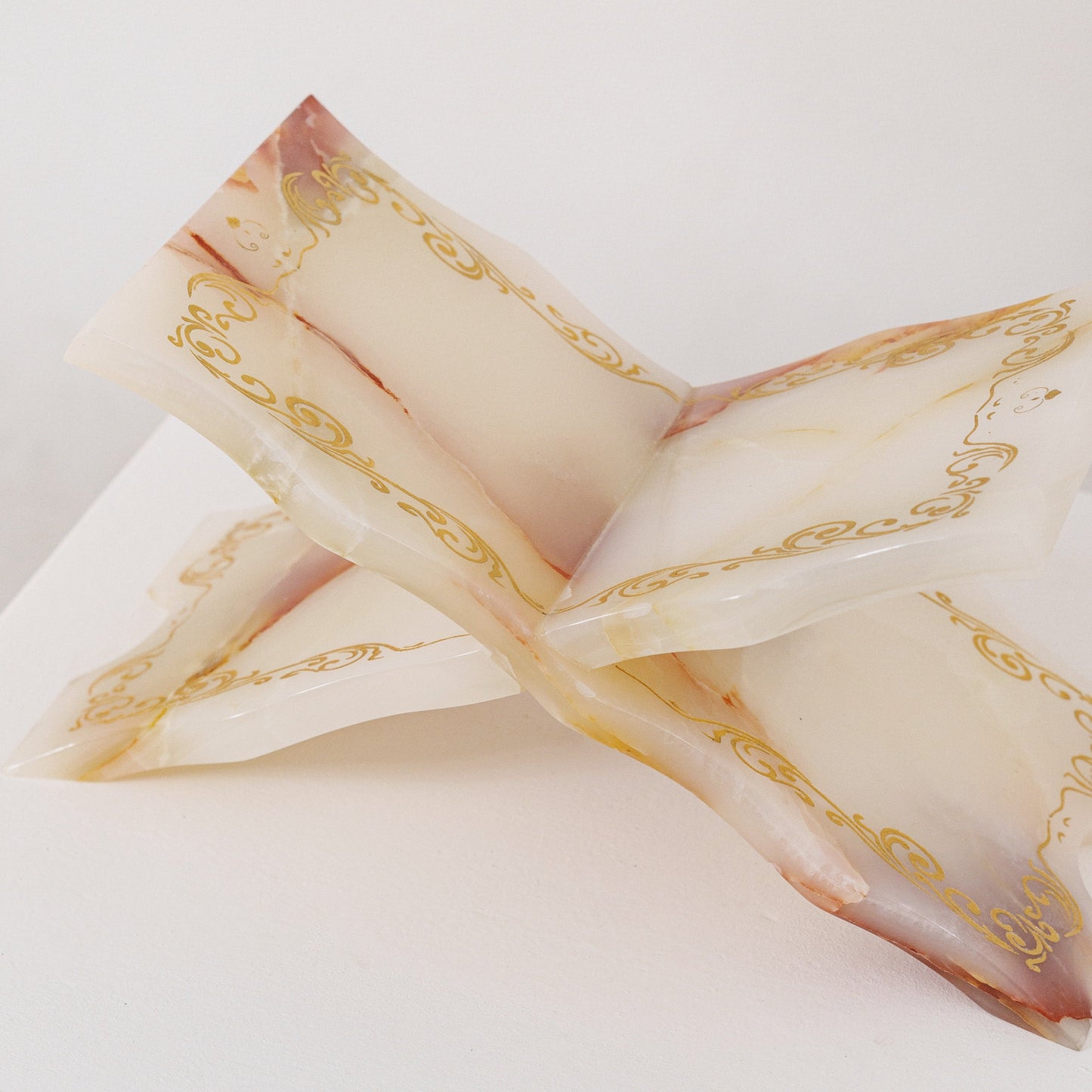 Sacred Lights - Nurra Onyx Rekal