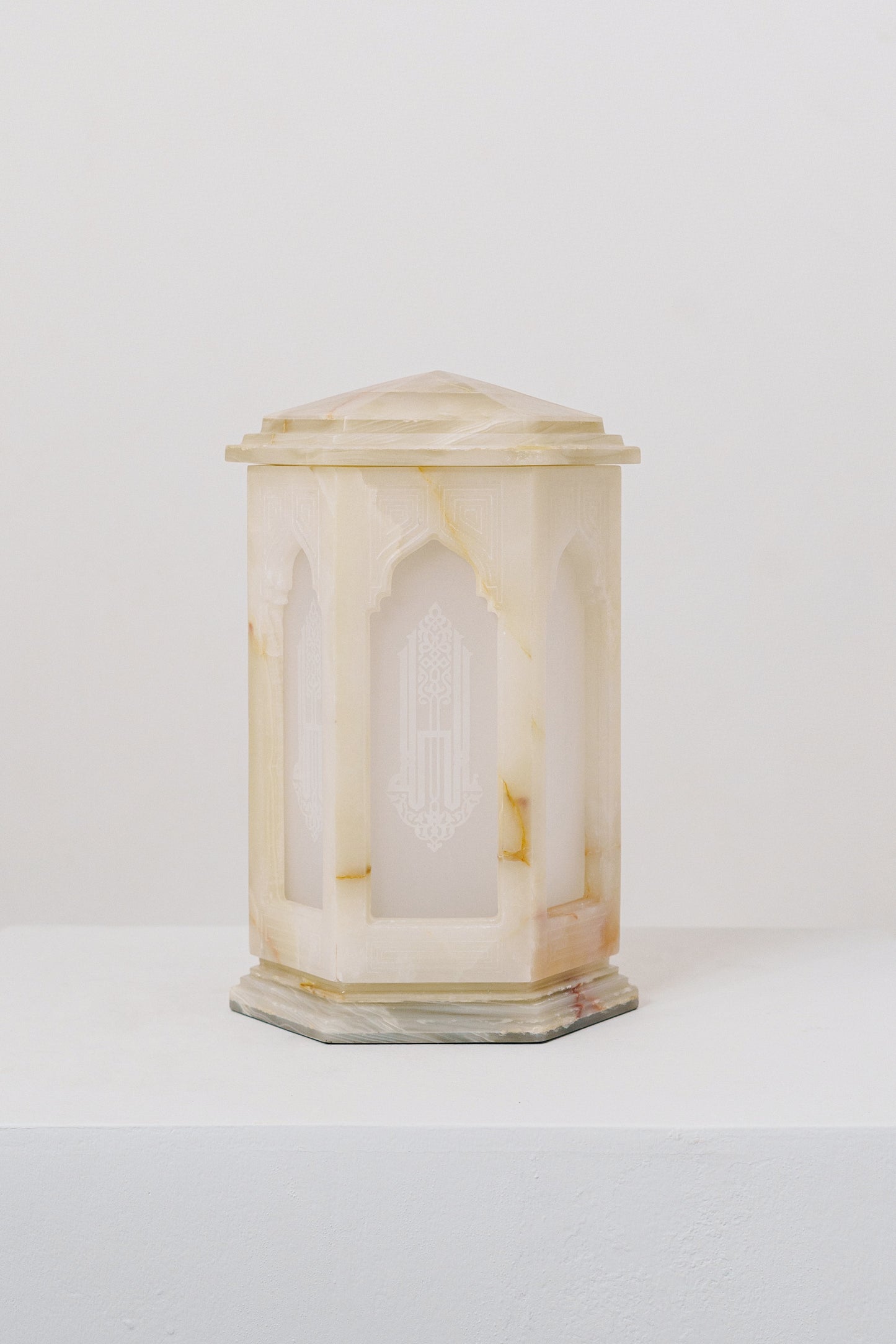 Sacred Lights - Lunora Onyx Lantern