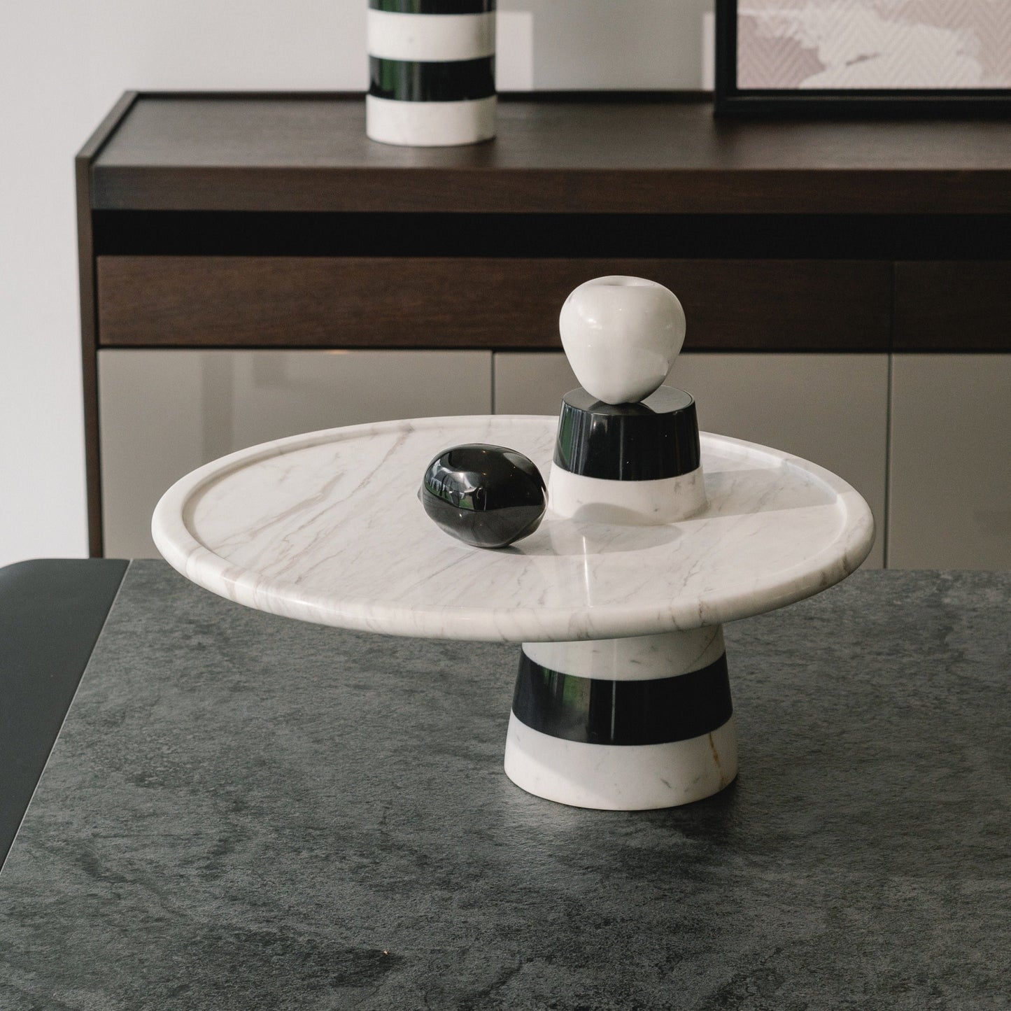 Fruity twister stand