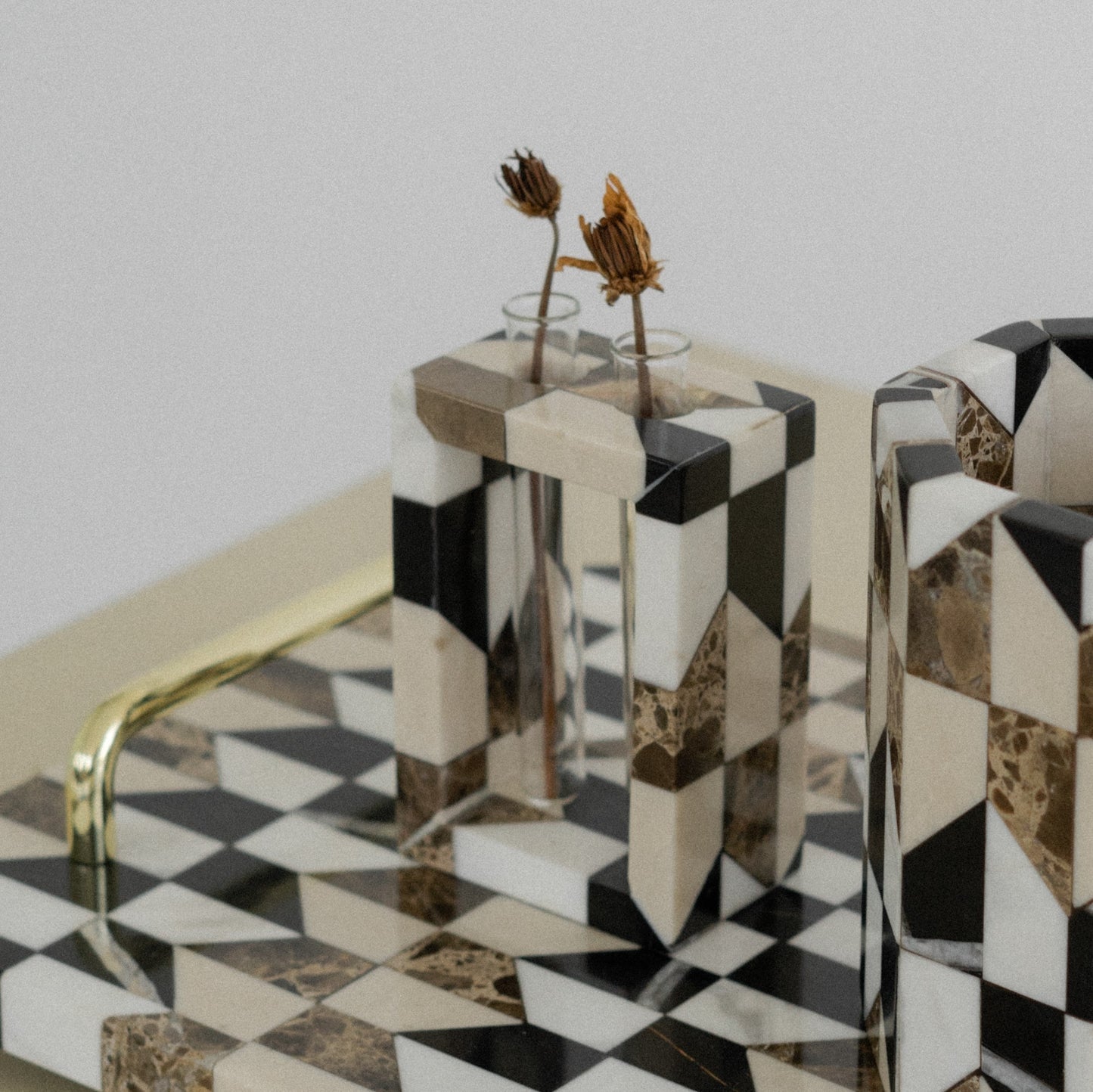 Due Buche Marble Vase - Mozaec Collection Dark Tone