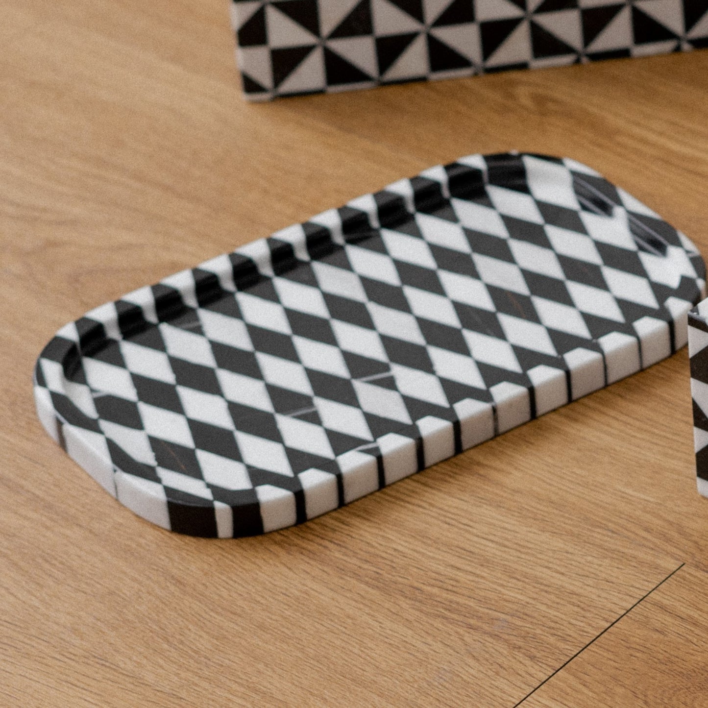 Boundless Capsule Tray Medum Pattern B - Mozaec Collection Monochrome Tone