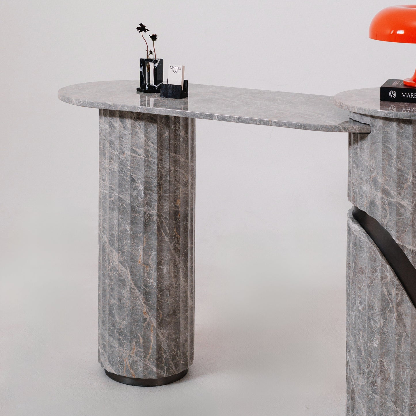 Eterra - Alto Console Table