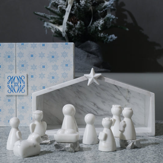 Nativity Scene Gift Set: A Timeless Gift of Faith and Elegance