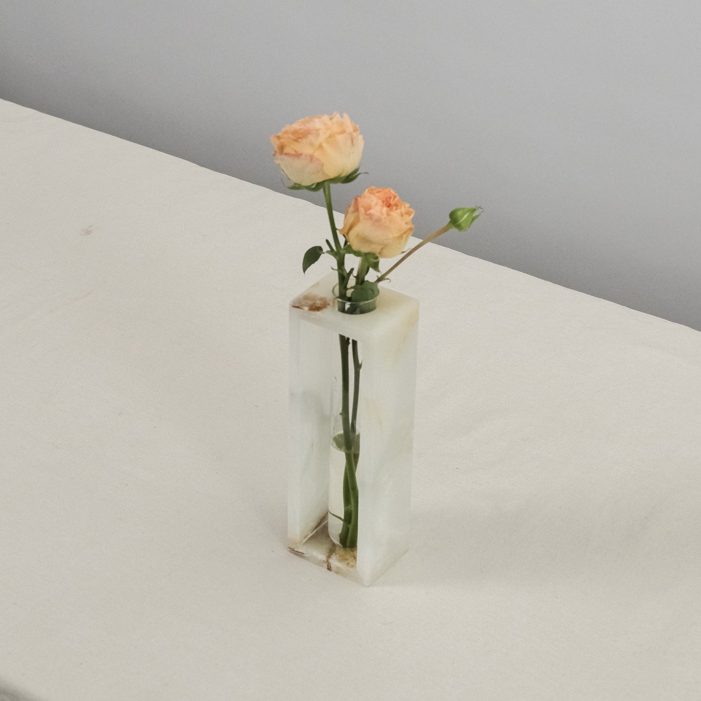 Ethereal - Un Grande Buco vase