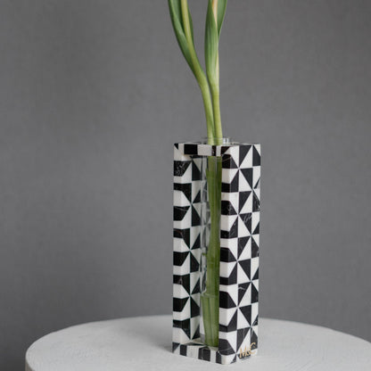 Un Grande Buco Marble Vase - Mozaec Collection Monochrome Tone